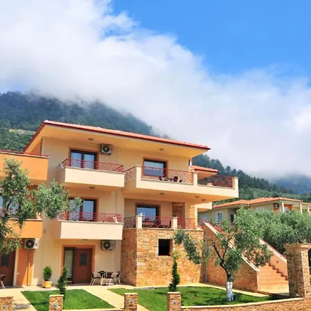 Corali Aparthotel *